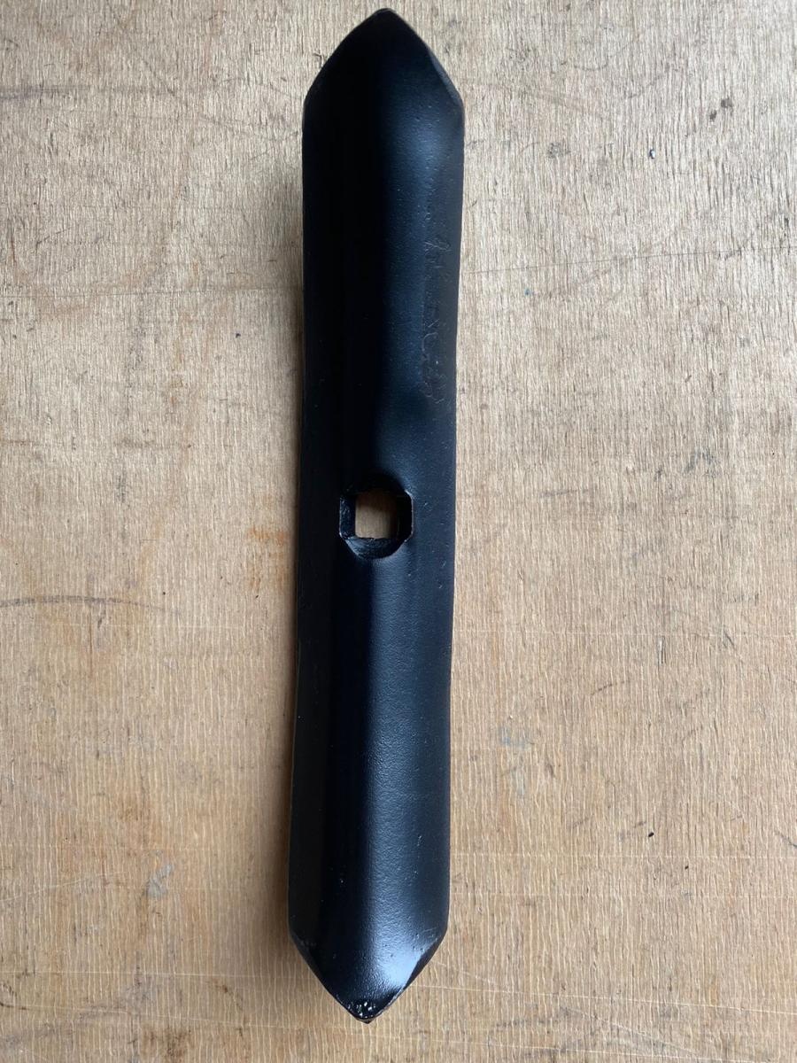 Долото на стойку 32х10